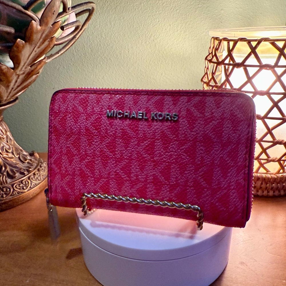 Michael Kors Dark Pink and White Card Holder